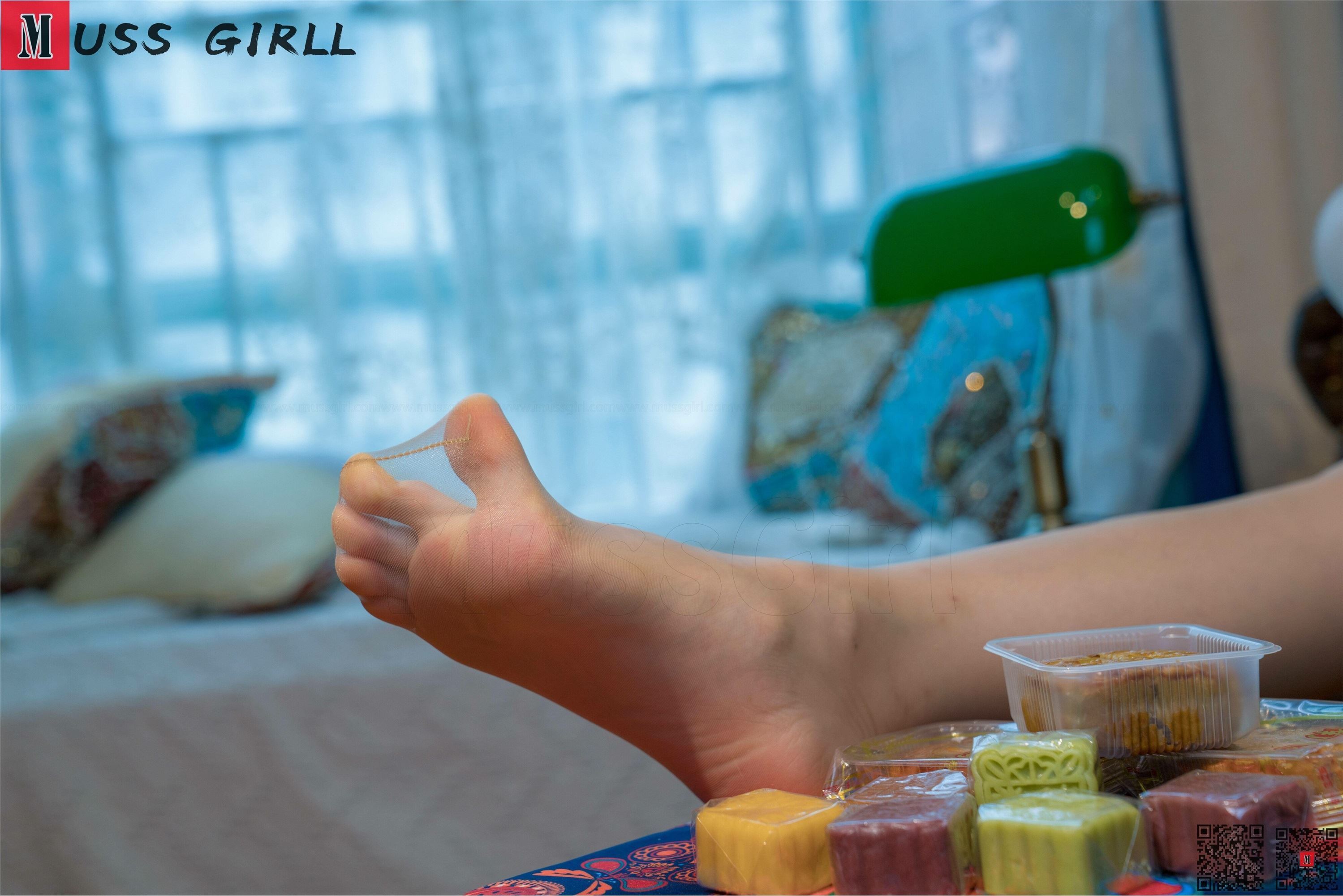 MussGirl慕丝女郎  NO.159 碎花短旗袍